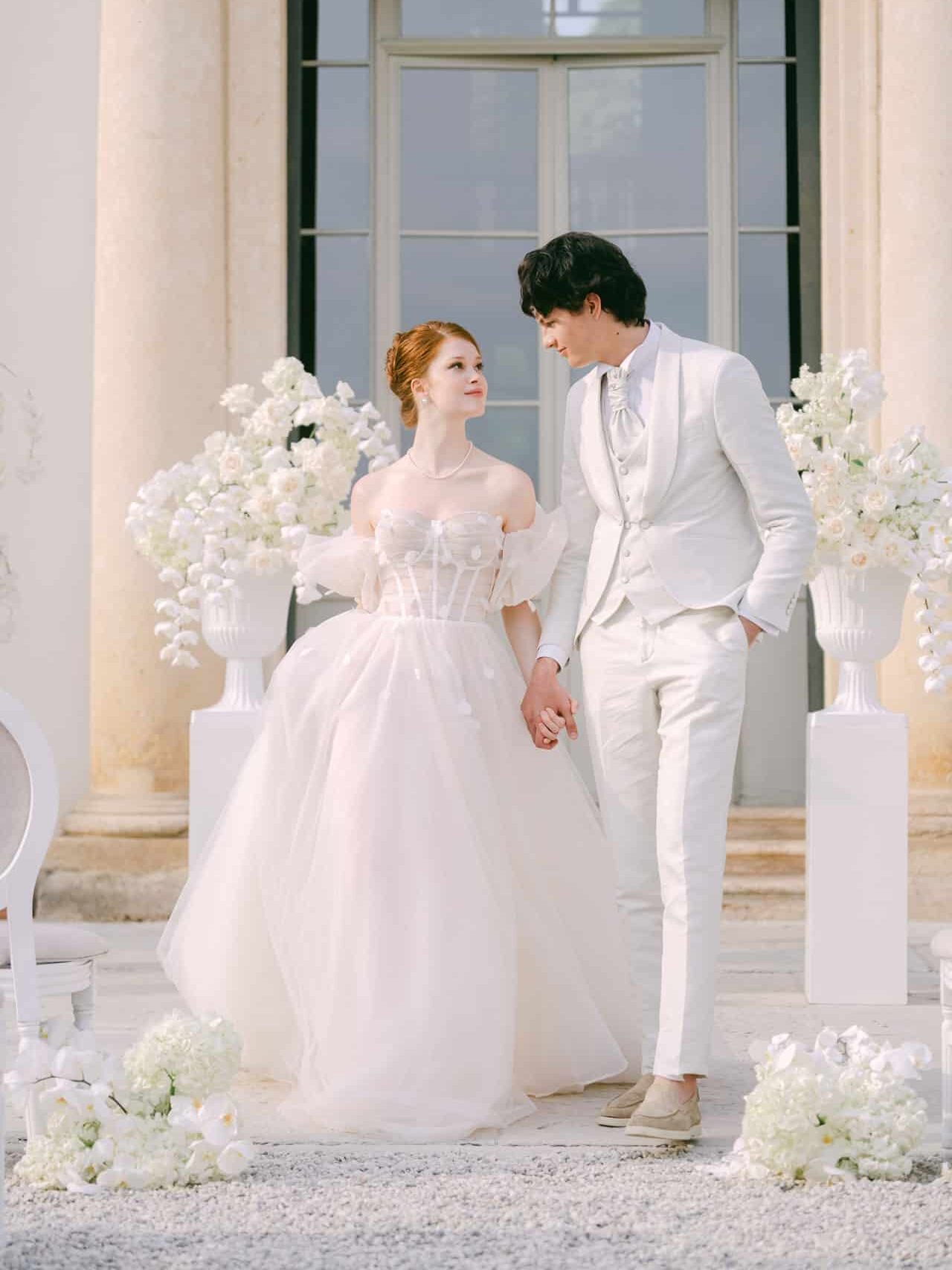 Destination Wedding Vienna – elegant bridal couple by die hochzeitsfotografen