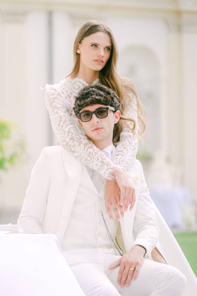 Destination Wedding Verona – stilvolles Brautpaar in der Villa Mosconi Bertani von die hochzeitsfotografen